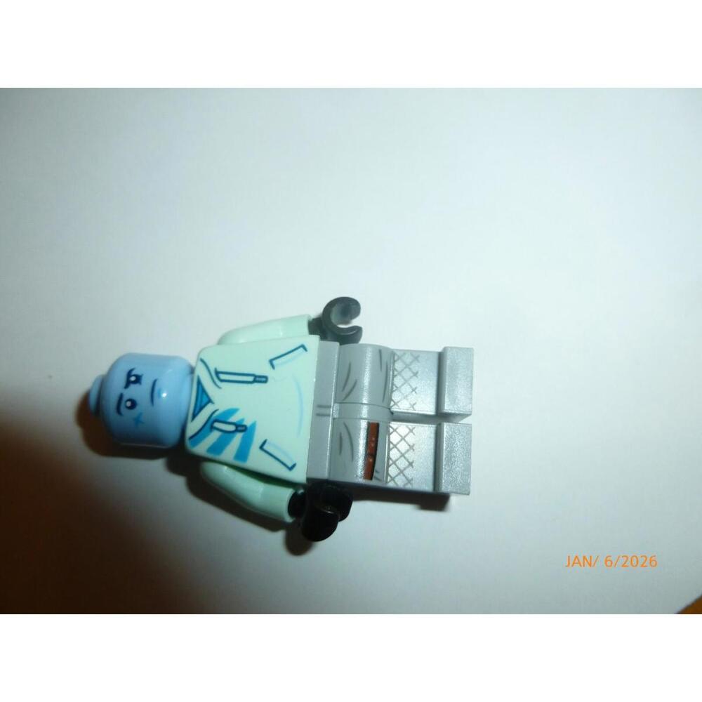 Jack Davids Ghost Hidden Side 70427 LEGO Minifigure Hoodie Hat Figure AUTH - Picture 4 of 4
